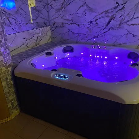 Masazinis Baseinas Senamiestyje