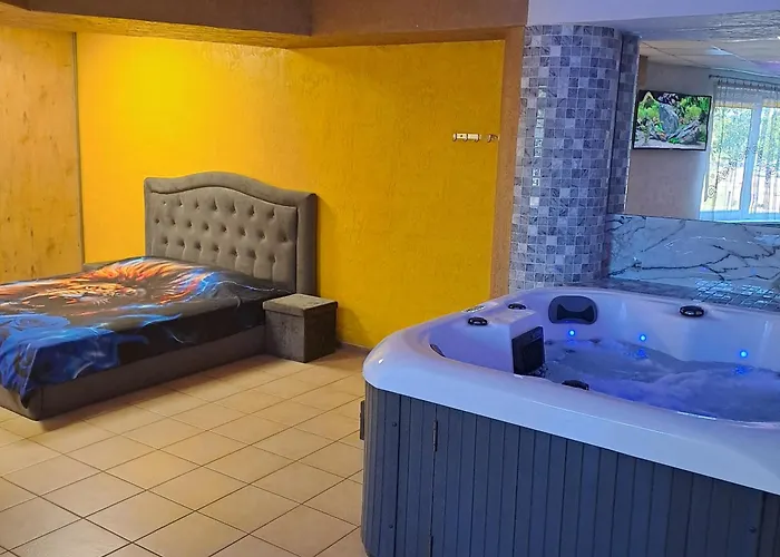 Masazinis Baseinas Senamiestyje Apartment